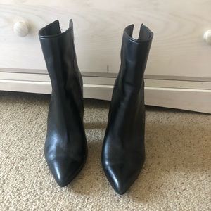 Steve Madden pointes toe booties